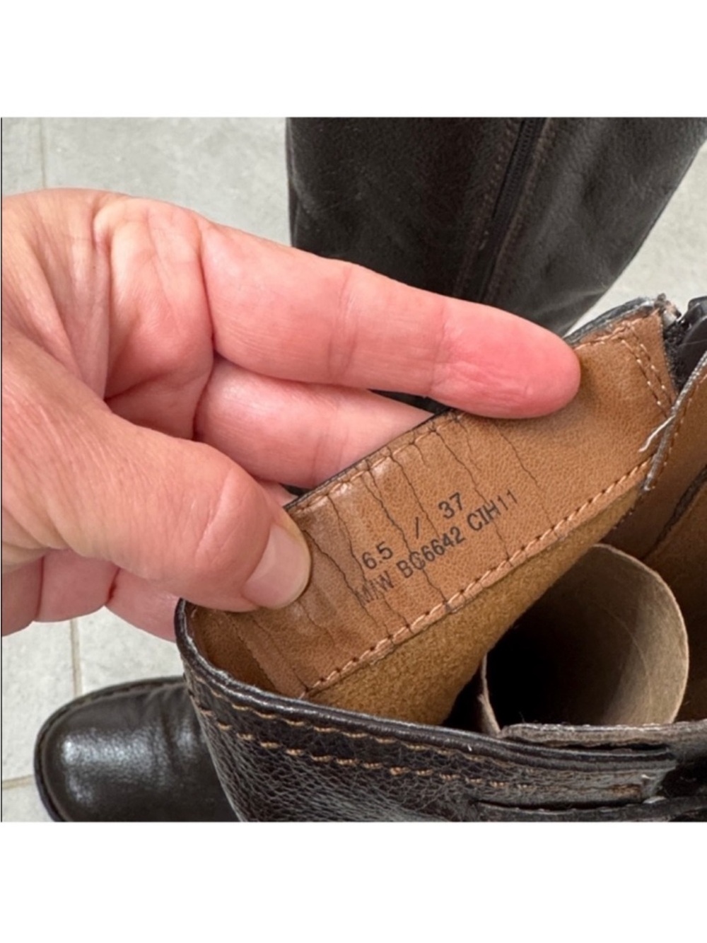 BOC Born Concept Leather Tall Riding Boots Sz 6.5 Brown Equestrian Comfy - Picture 10 of 12
